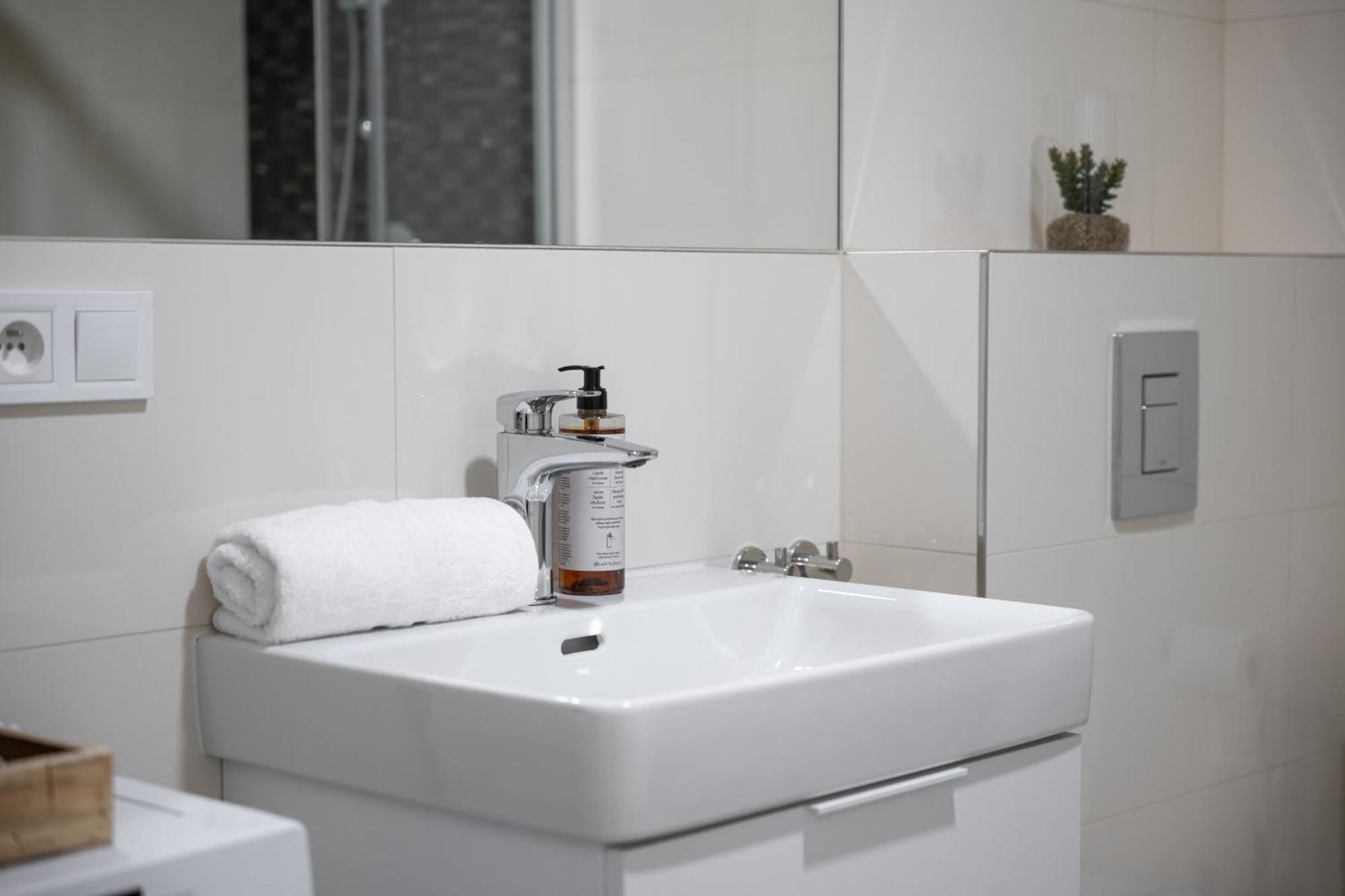 Cavallo Business Apartments Prague Ngoại thất bức ảnh
